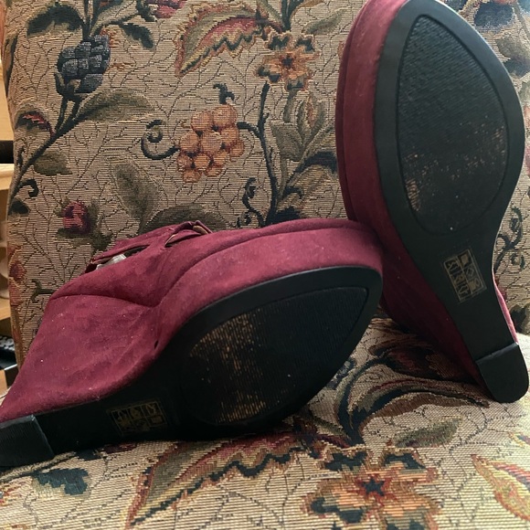 Just Fab wine colored wedge sandals. Used once or twice. - Picture 4 of 5
